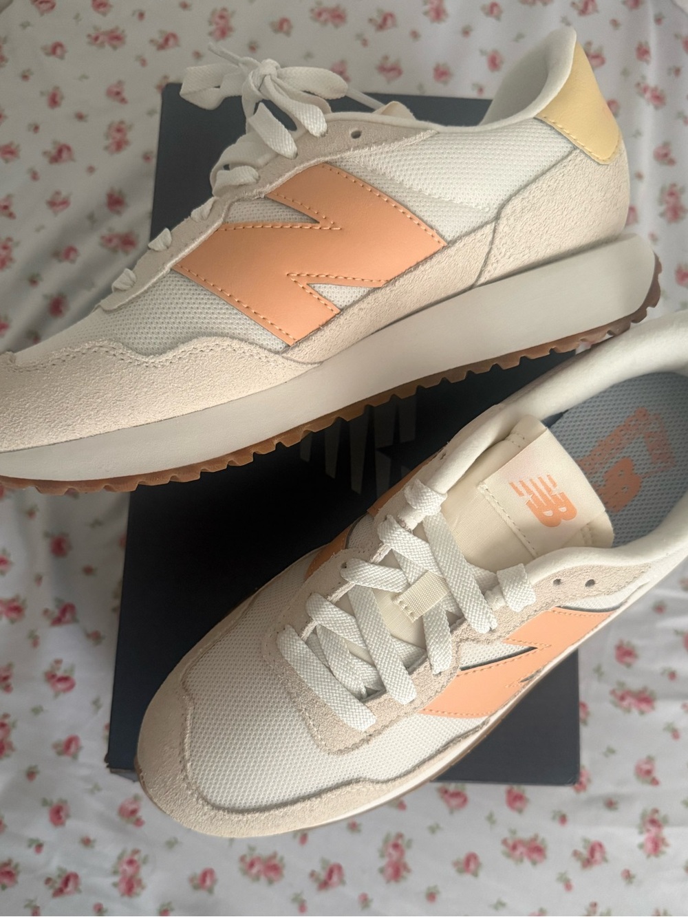 New Balance Women's Cream & Peach Retro Runner Sneakers